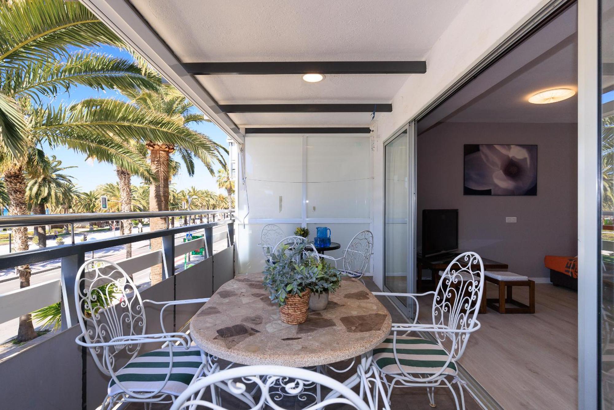 Uhc Rodas Apartments Salou Room photo